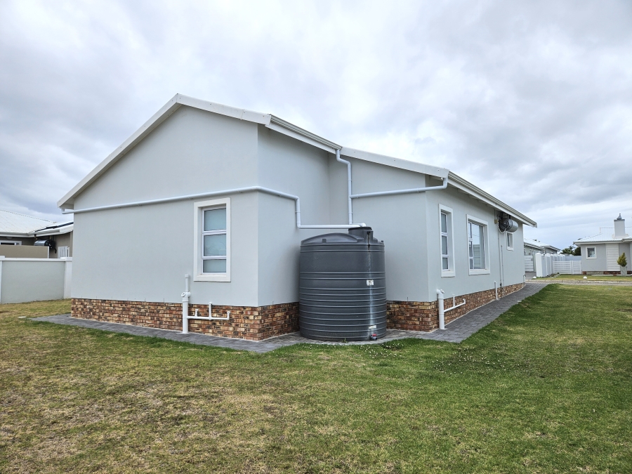 2 Bedroom Property for Sale in Wavecrest Eastern Cape